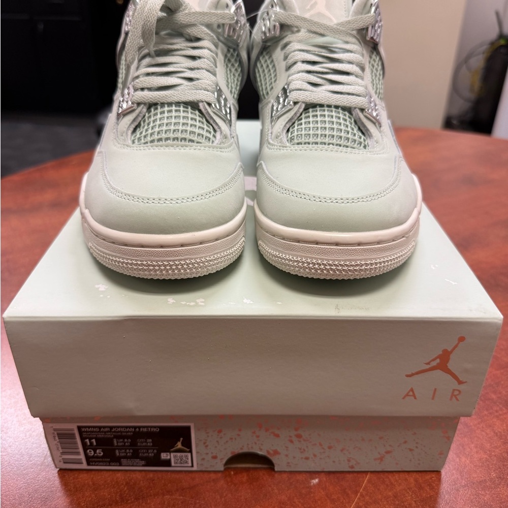 Nike Air Jordan 4 Retro Seafoam Sail Silver HV0823-003 Size 9.5 men/11 Women NIB - Picture 6 of 13